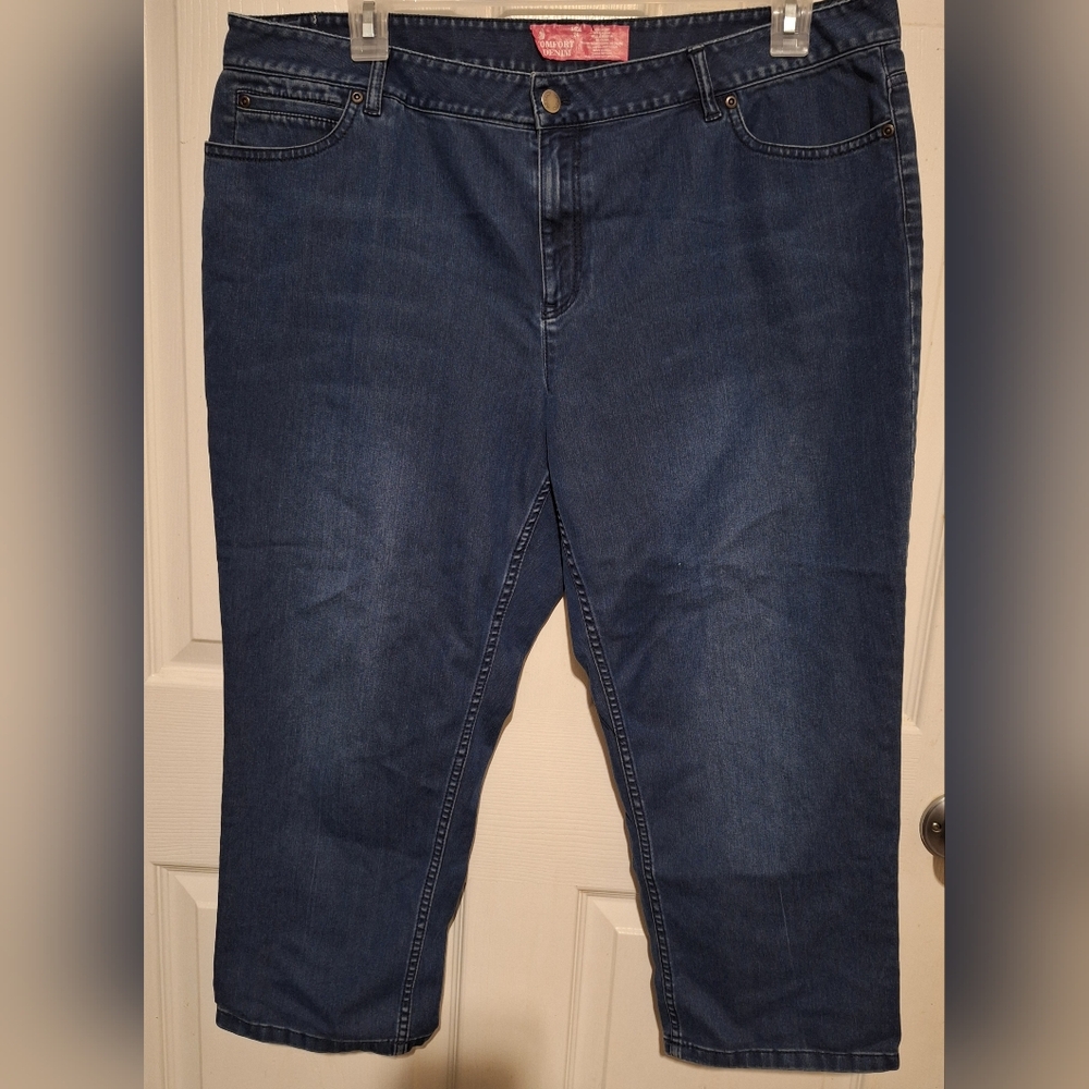 Women's Blue Denim Capris